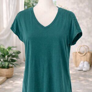 L.L. Bean Women’s Teal V-Neck Top Smocked Shoulder Short Sleeve Medium